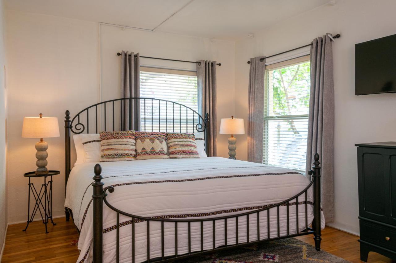 Adobe Rose Inn ツーソン エクステリア 写真